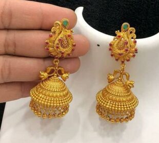 Come & Explore the Fascinating World of Gold Earrings Designs