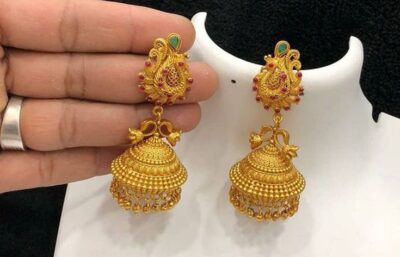 Come & Explore the Fascinating World of Gold Earrings Designs