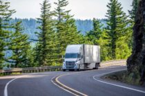Financing vs Leasing Semi Trucks